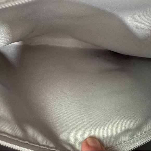 Marc Jacobs Small Leather Tote - Picture 7 of 13